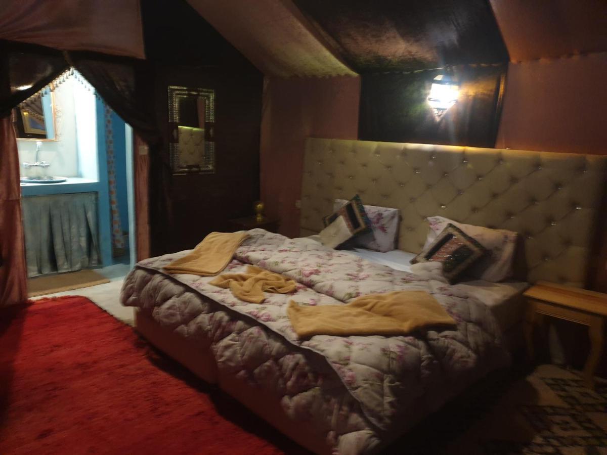 Auberge Sahara Garden Lac Yasmins Esterno foto