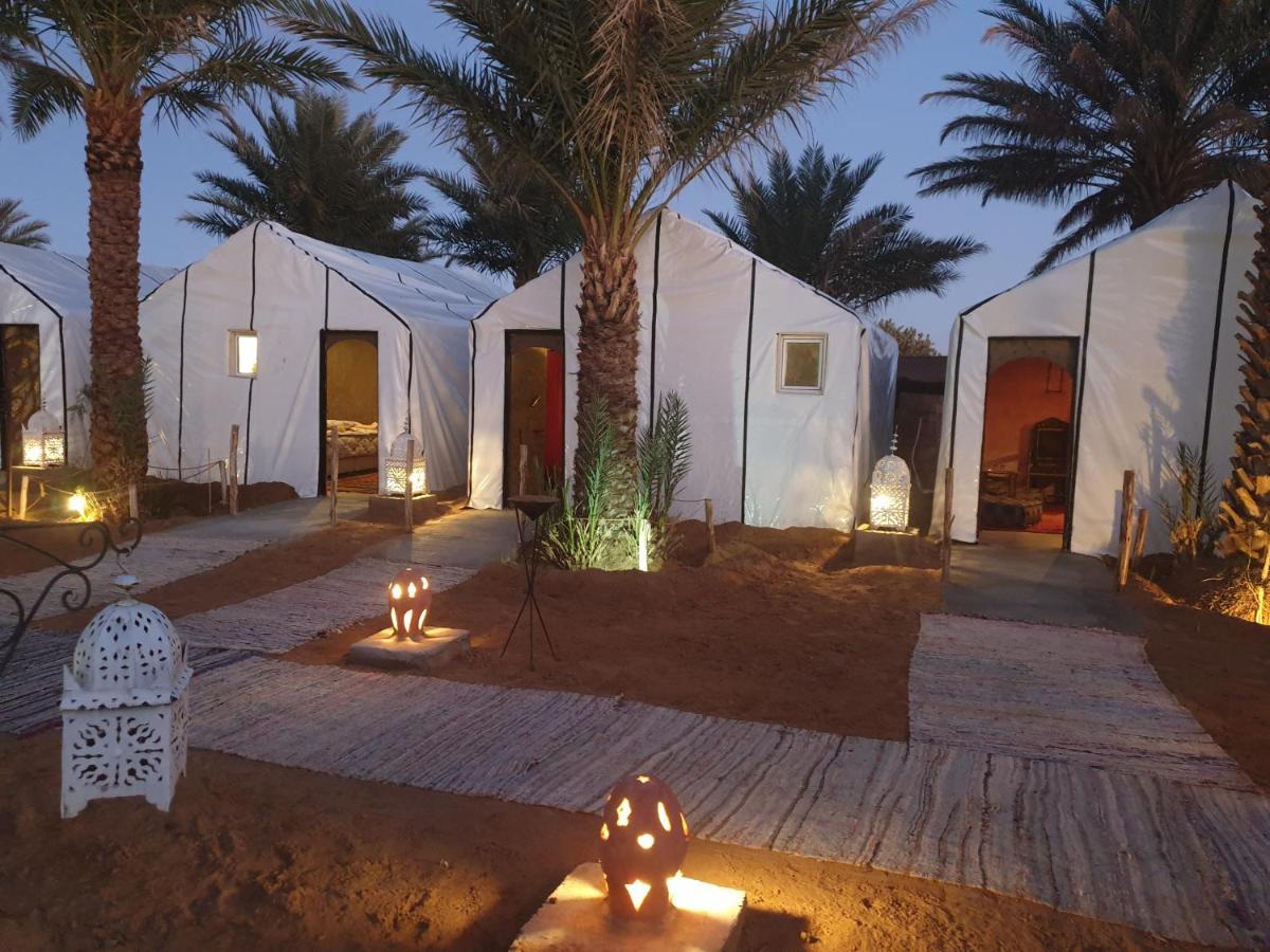 Auberge Sahara Garden Lac Yasmins Esterno foto