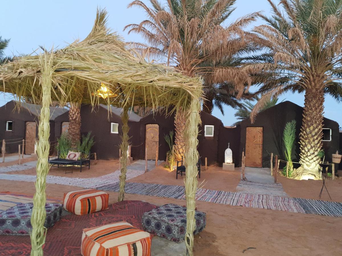 Auberge Sahara Garden Lac Yasmins Esterno foto
