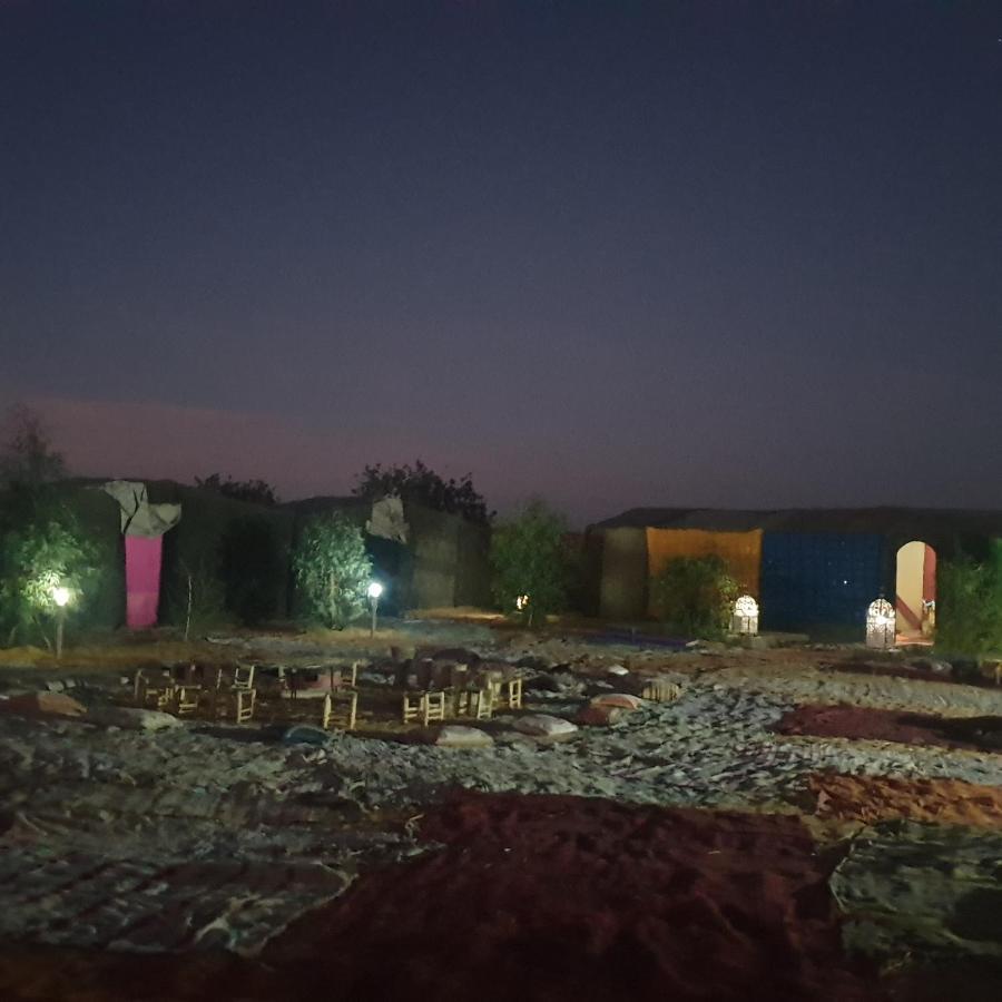 Auberge Sahara Garden Lac Yasmins Esterno foto