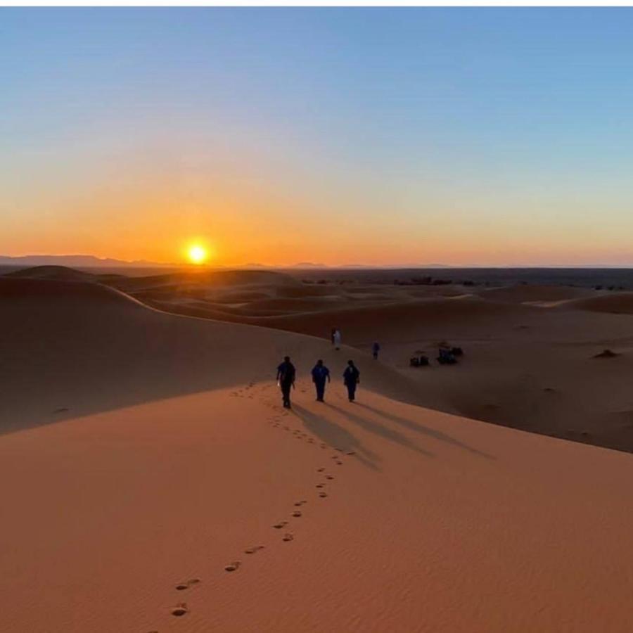 Auberge Sahara Garden Lac Yasmins Esterno foto