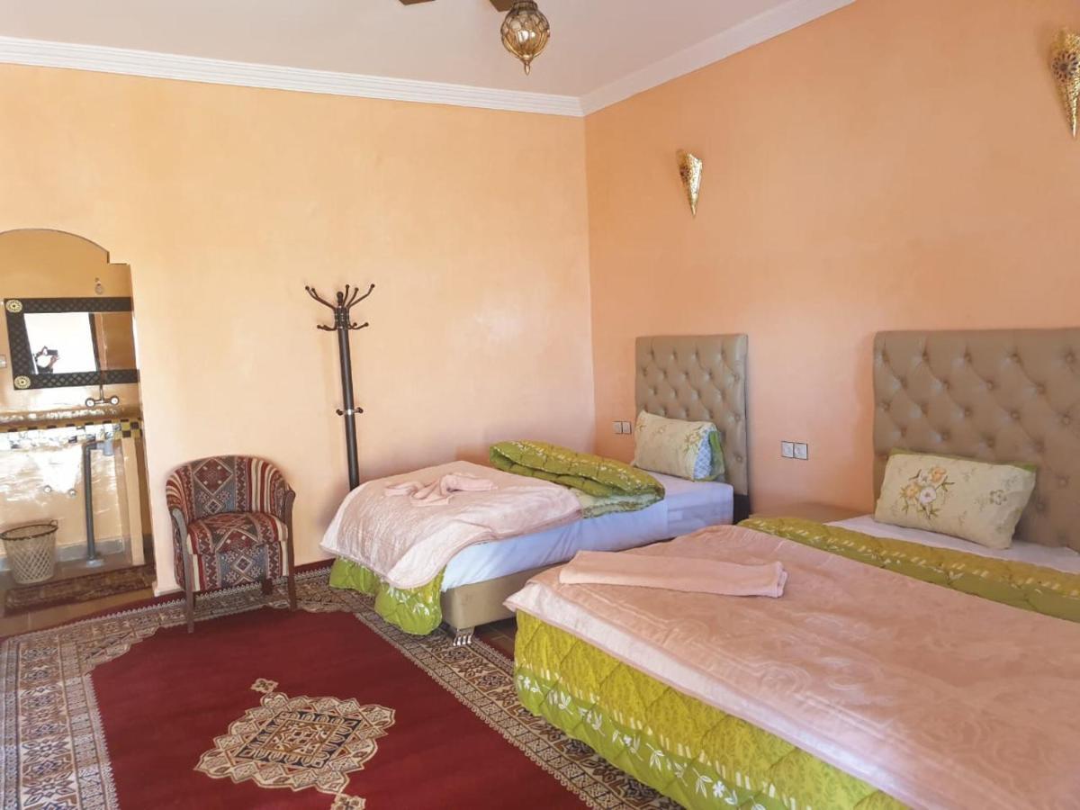 Auberge Sahara Garden Lac Yasmins Esterno foto